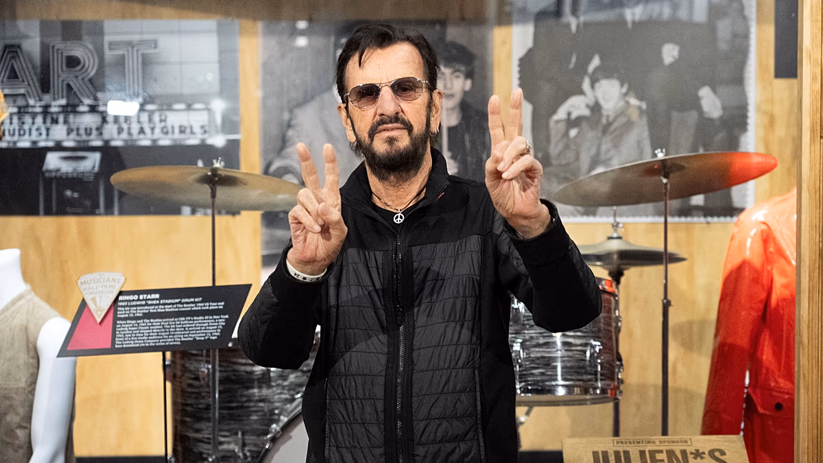 Tout ce dont vous avez besoin c'est du brocoli : Ringo Starr partage le secret de l'anti-âge