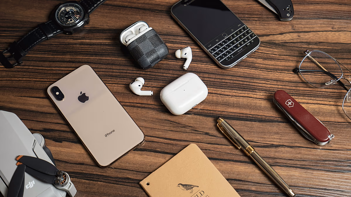 Voyagez malin : gadgets et accessoires indispensables pour les vacances d'été en 2026