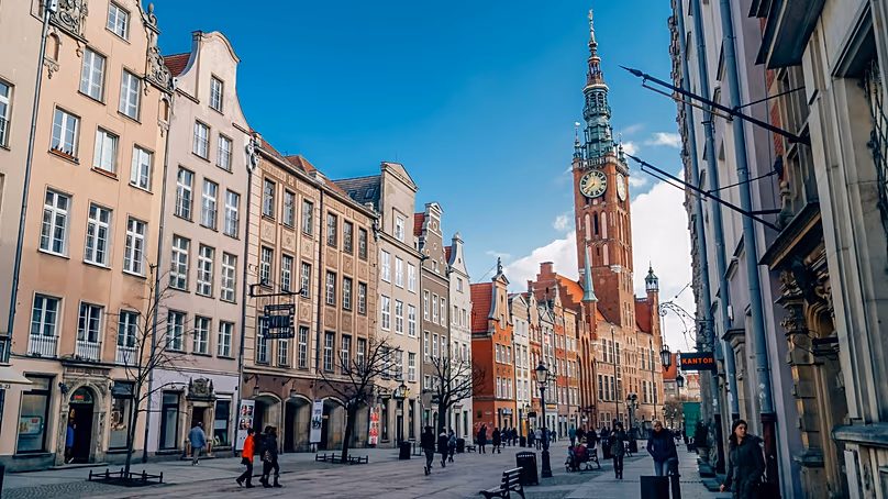 La Place du Long Marché est une visite incontournable à Gdansk
