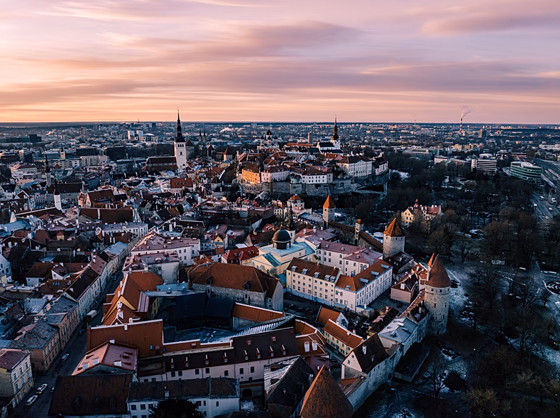 La vieille ville de Tallinn est suffisamment petite pour s'y promener