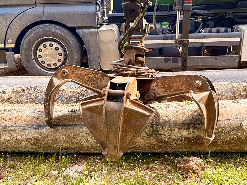 Ithaque - Dépose d'une cage à poissons