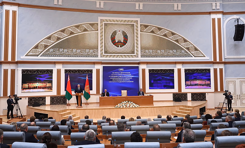 Une vue de l'Assemblée nationale du Bélarus à Minsk, le 5 décembre 2019
