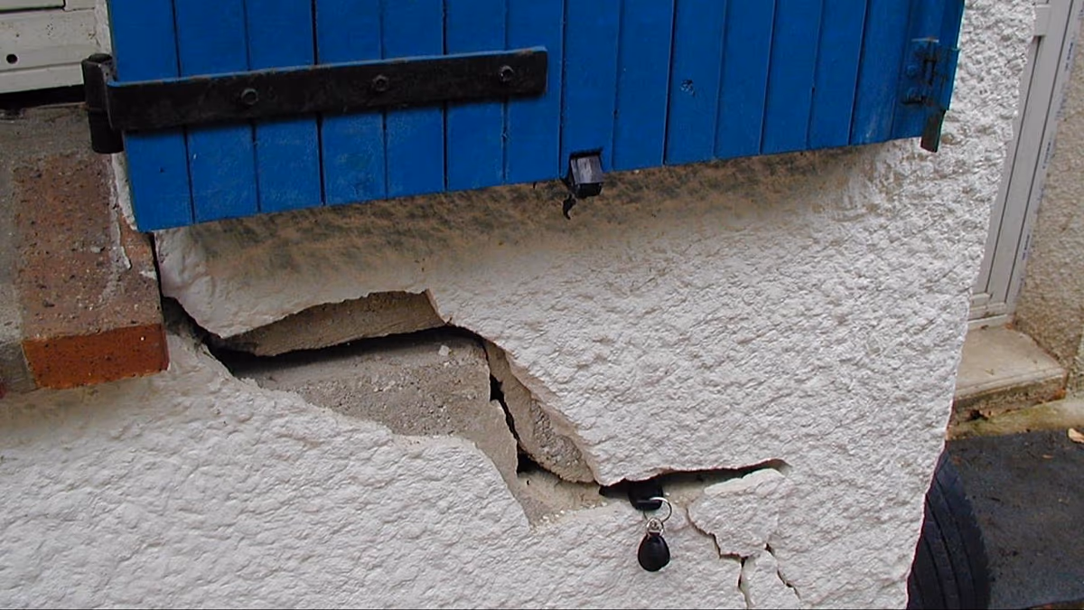 Le phénomène de « rétrécissement-gonflement » met en danger 12 millions de foyers français. Le changement climatique est-il en cause ?