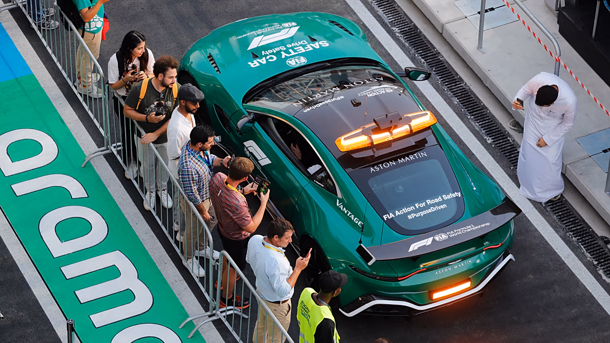 Vous avez besoin de vitesse ? La ville saoudienne de Qiddiya se prépare à accueillir un nouvel hôtel de sport automobile et un site de courses de chevaux