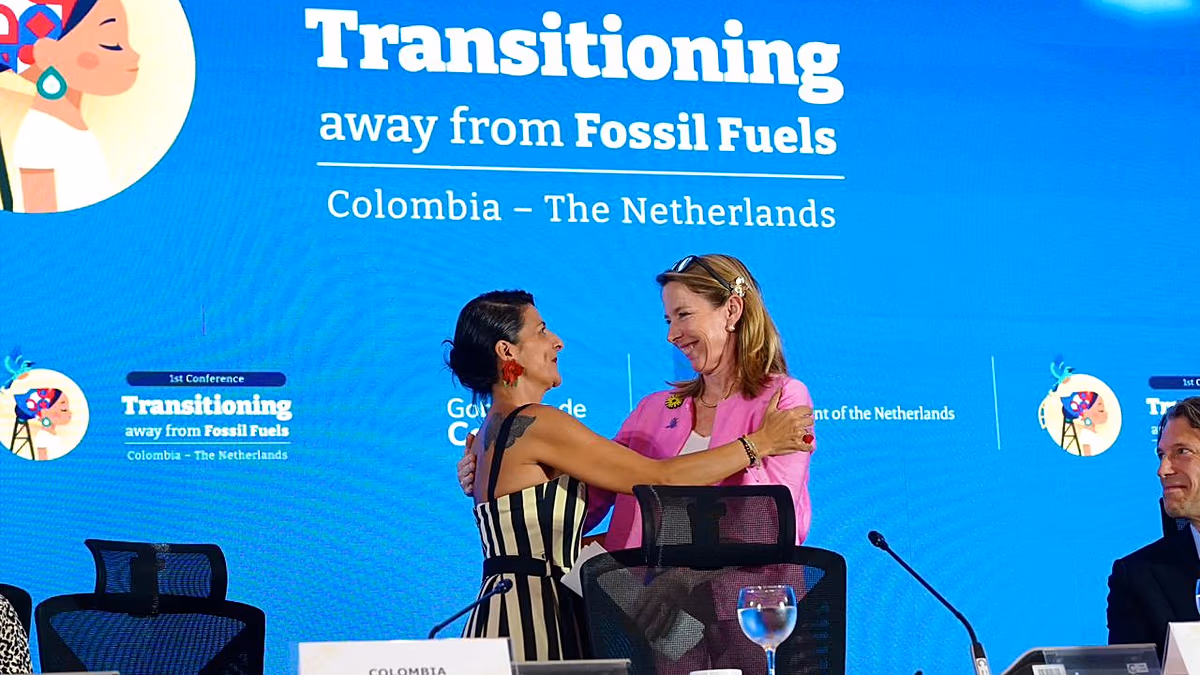 « Il est temps d'avancer ou d'être laissé pour compte » : les négociations sur le climat en Colombie se terminent par une élimination progressive des combustibles fossiles