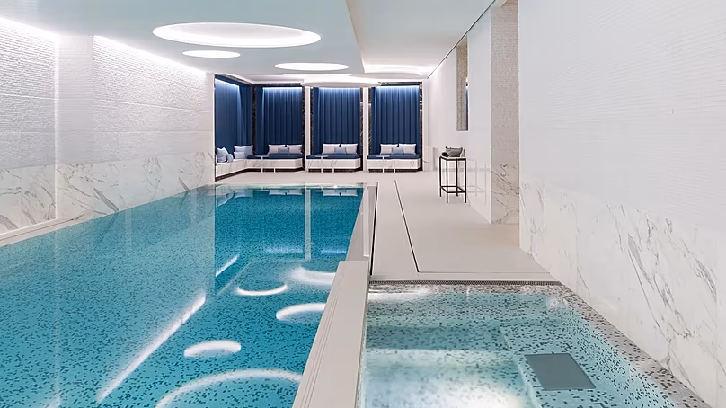 Le Woodward possède la plus longue piscine intérieure de Genève