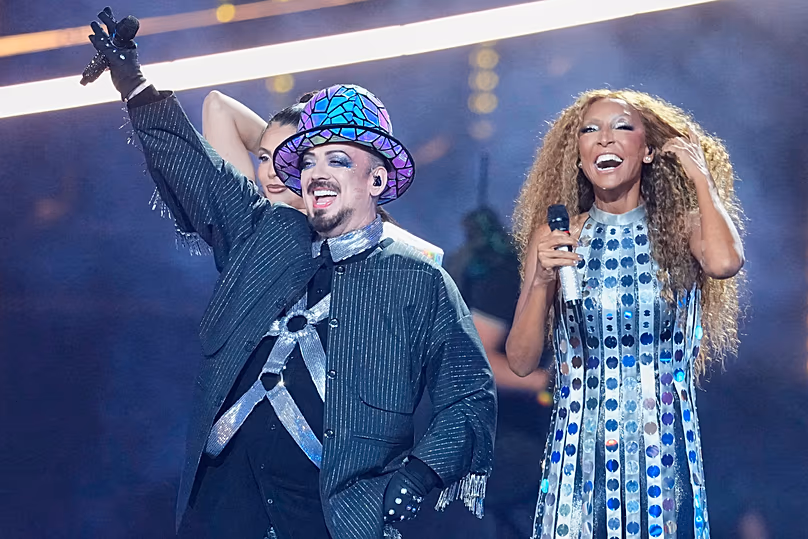 Boy George et Senhit de Saint-Marin lors de la première demi-finale du 70e Concours Eurovision de la chanson à Vienne, Autriche, le mardi 12 mai 2026.