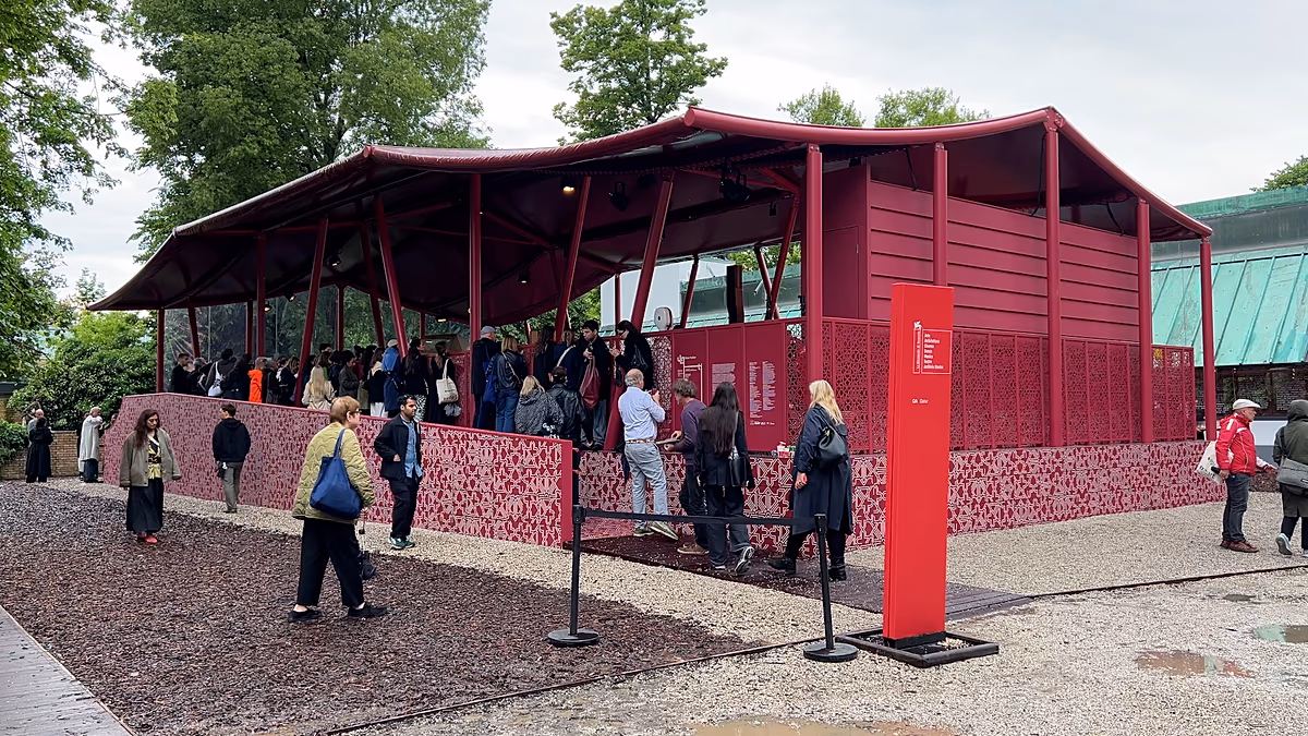 À l'intérieur de l'exposition de la Biennale de Venise du Qatar sur l'hospitalité, la migration et l'appartenance