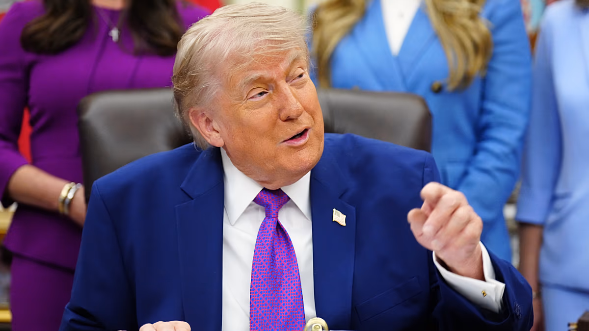 Une divulgation boursière révèle que Trump a réalisé des gains massifs sur les paris sur les grandes technologies