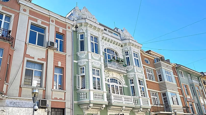 La jolie ville balnéaire de Varna a également jeté son chapeau sur le ring