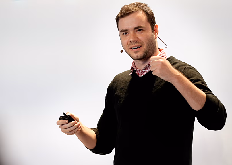 DÉPOSER. Andrej Karpathy prononçant un discours lors de la conférence Train AI à San Francisco, Californie, mai 2018