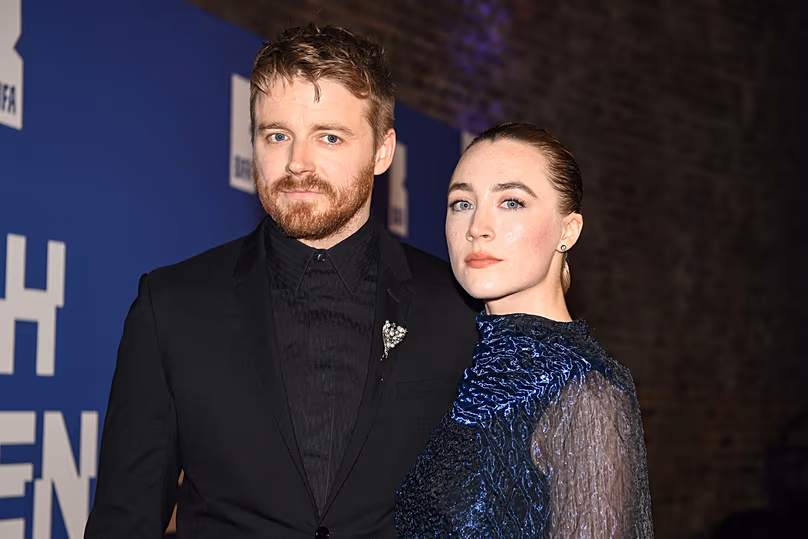 Jack Lowden et Saoirse Ronan