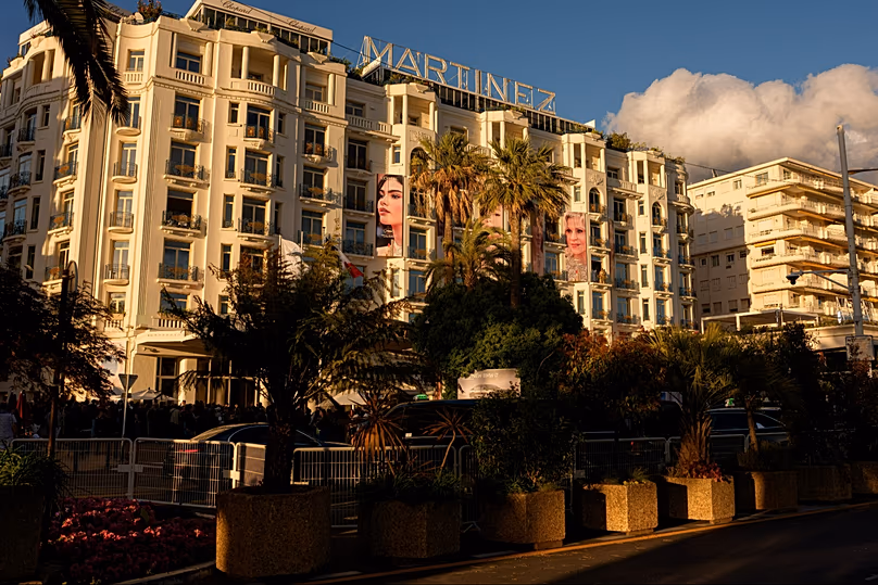 L'Hôtel Martinez est photographié lors du 79e festival international du film de Cannes, dans le sud de la France, le jeudi 14 mai 2026.