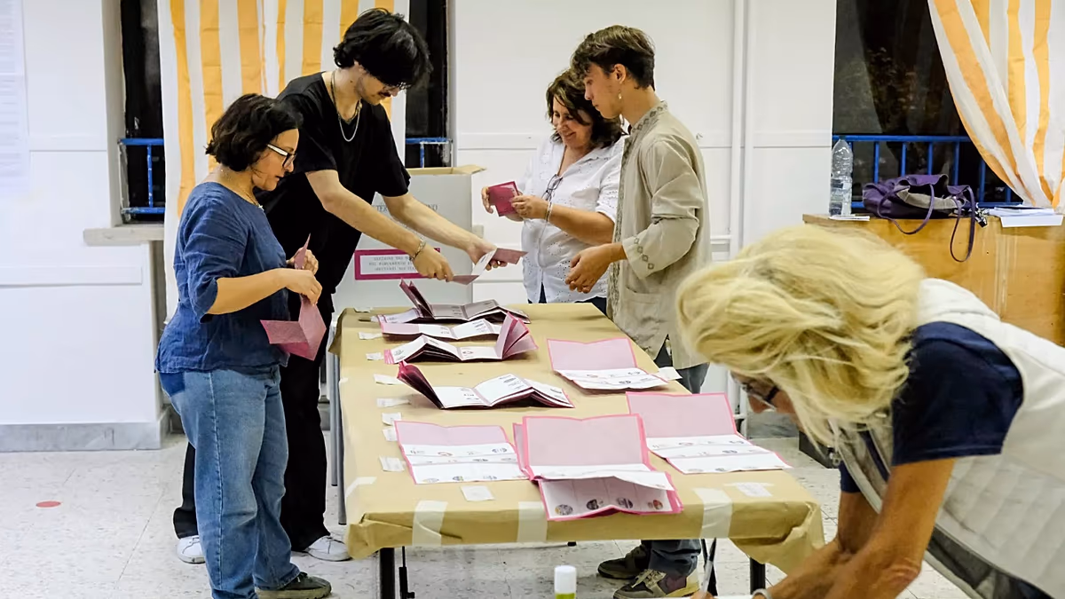 Élections locales : plus de 6 millions d'Italiens votent aux élections municipales, un nouveau test pour Meloni
