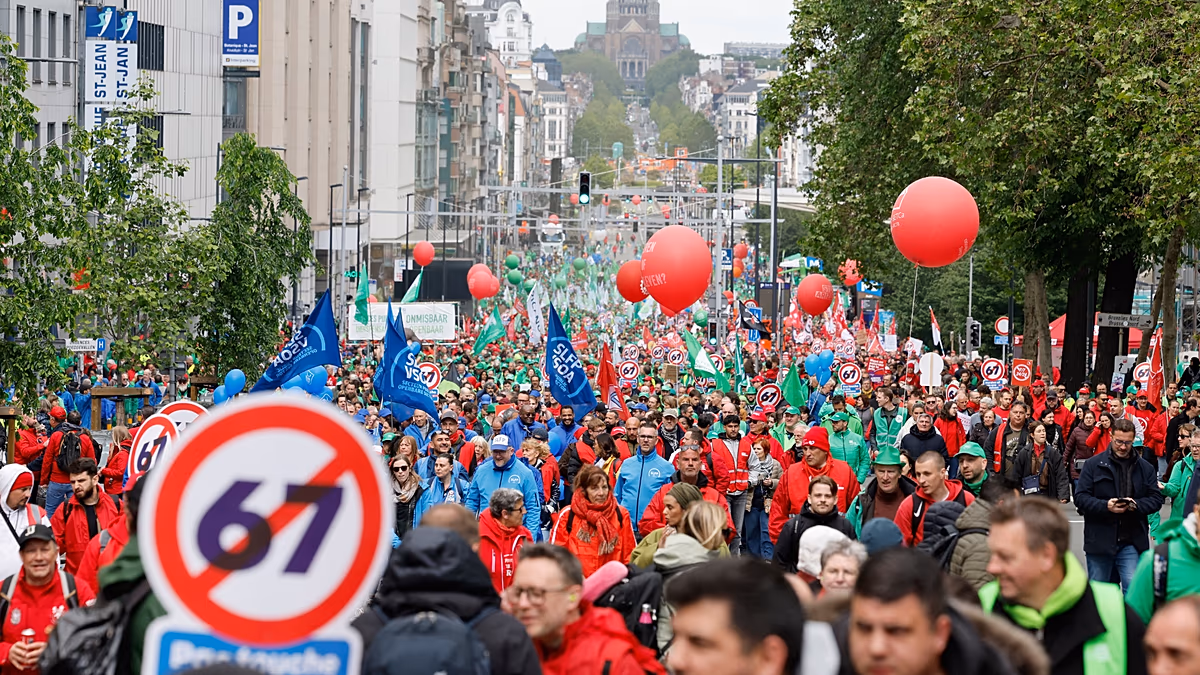 En Belgique, une grève générale contre les réformes gouvernementales attire des dizaines de milliers de personnes dans la capitale
