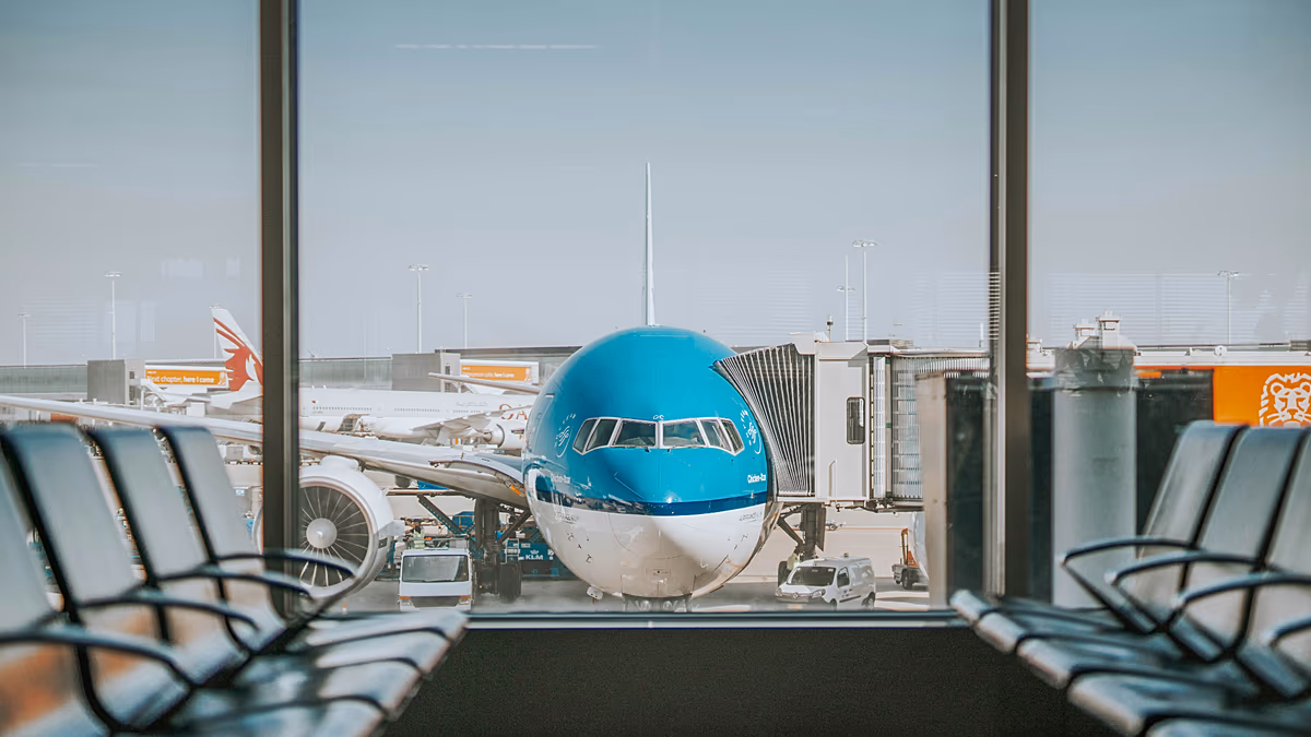 Êtes-vous un « sitter » ou un « survolant » ? Les habitudes aéroportuaires qui rendent fous les voyageurs