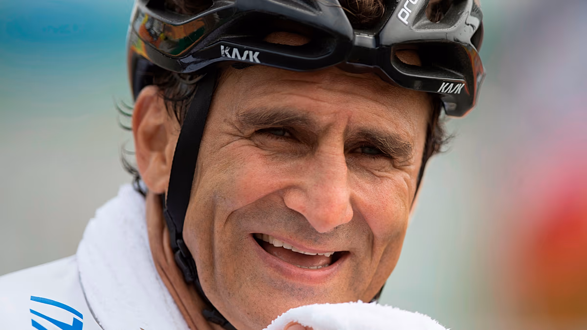 L'ancien pilote de F1 et champion paralympique Alex Zanardi est décédé à 59 ans