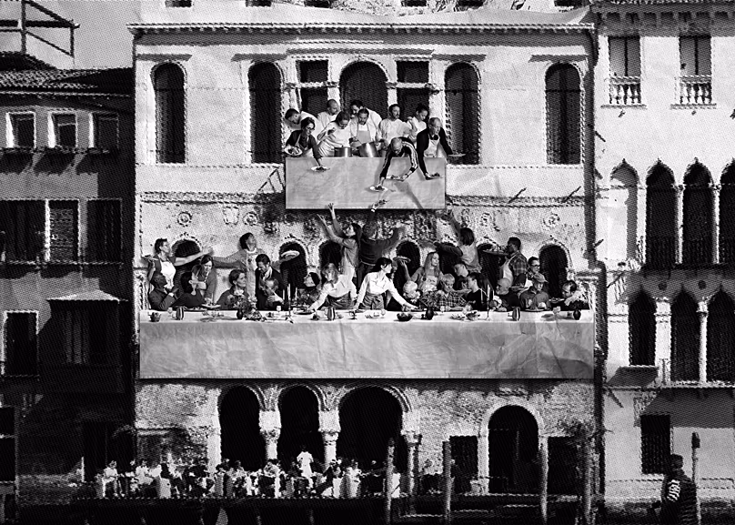 Il Gesto, l'interprétation contemporaine de JR des Noces de Cana exposée à l'hôtel italien de Venise, mai 2026,