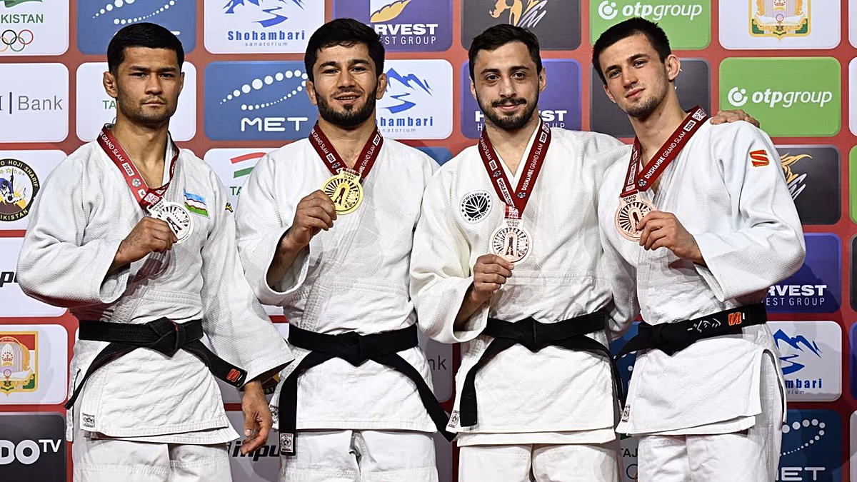 L'or pour le Tadjikistan dès la première journée à Douchanbé
