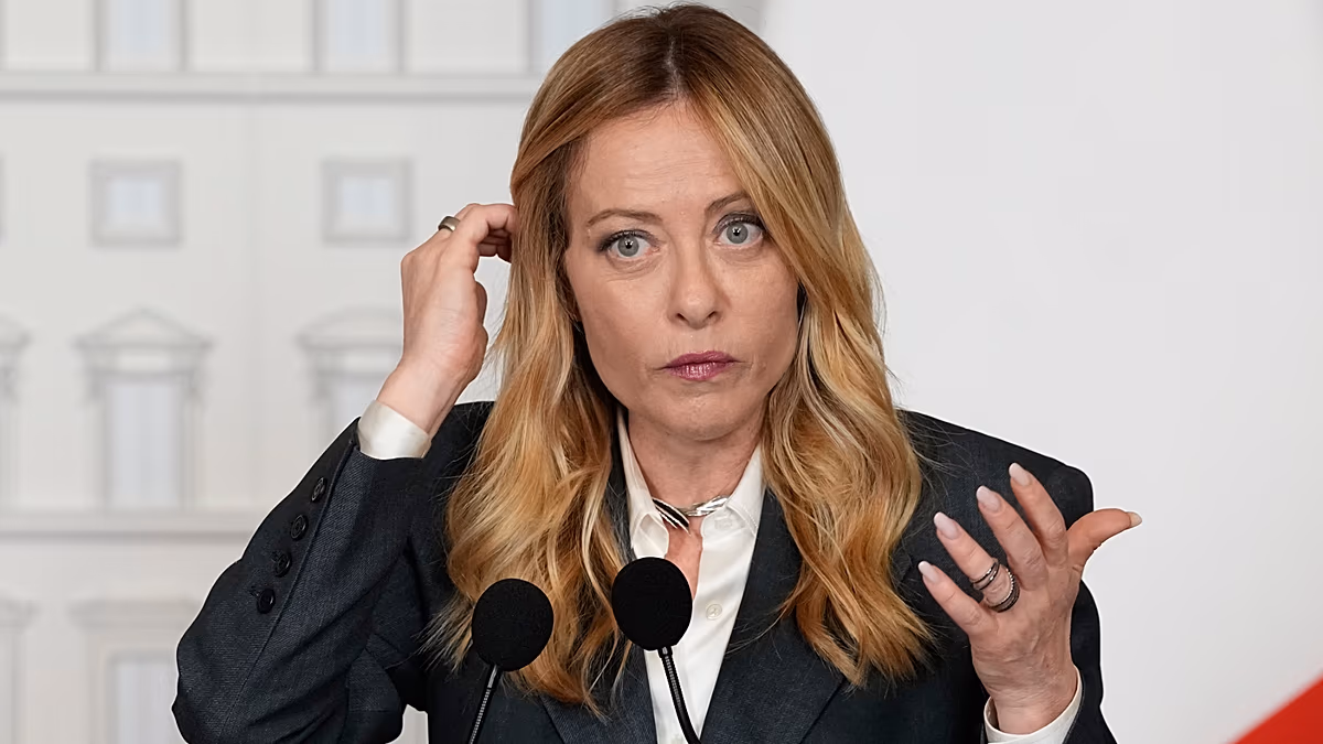Meloni exhorte l'UE à traiter la crise énergétique comme une urgence en matière de défense et à assouplir les règles budgétaires