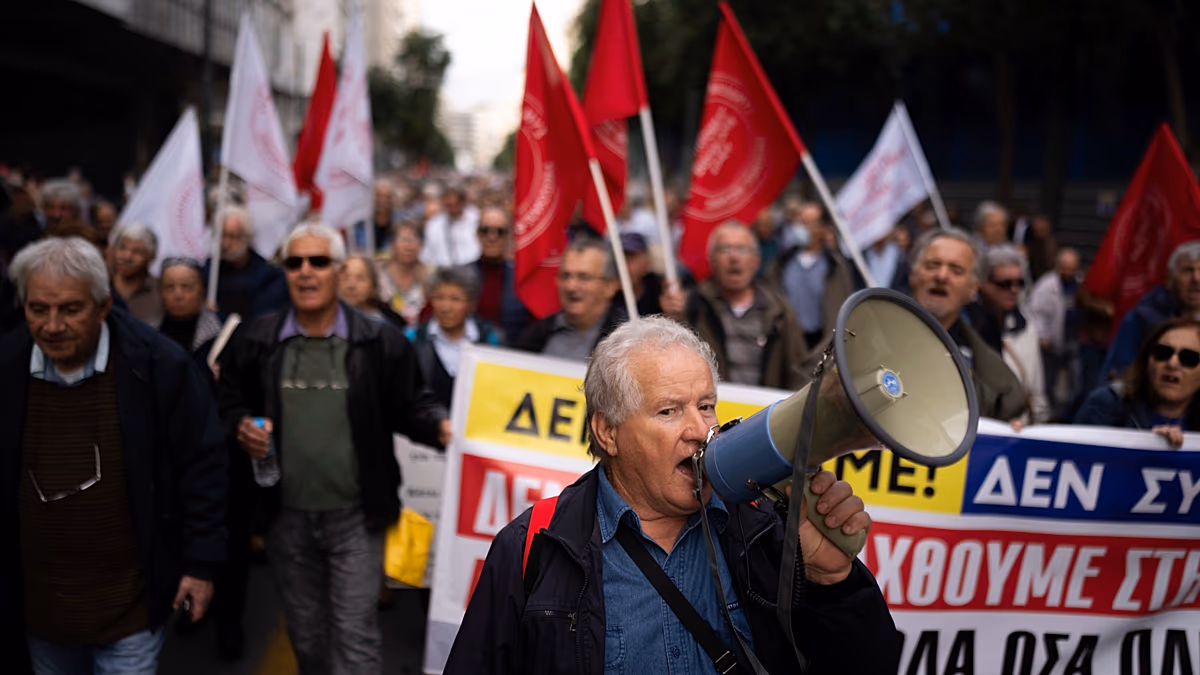Où en Europe les ménages épargnent-ils la majeure partie de leurs revenus ?