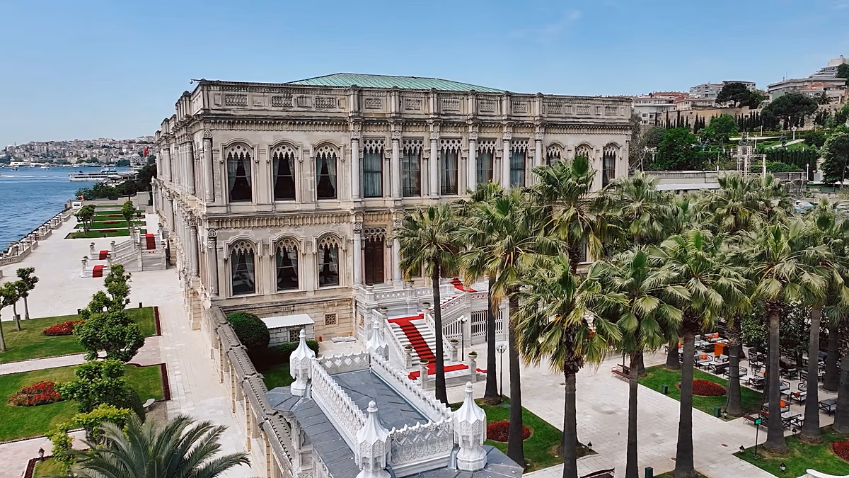 Patrimoine et design haut de gamme : comment Istanbul réinvente le luxe pour le voyageur moderne