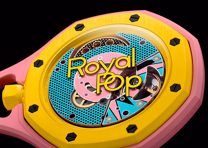 Inspirée du Pop Art, la collaboration réinterprète la montre de poche Royal Oak, lancée par Audemars Piguet en 1972.