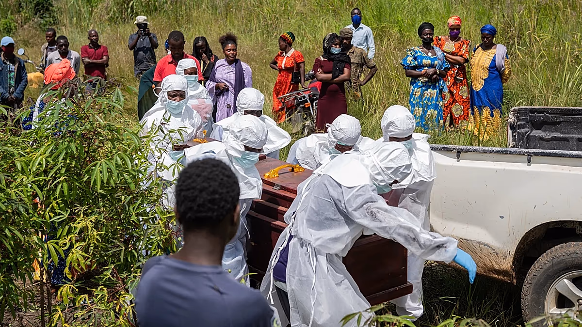 Trois volontaires de la Croix-Rouge meurent d'une suspicion d'Ebola en RD Congo alors que l'épidémie continue de se propager