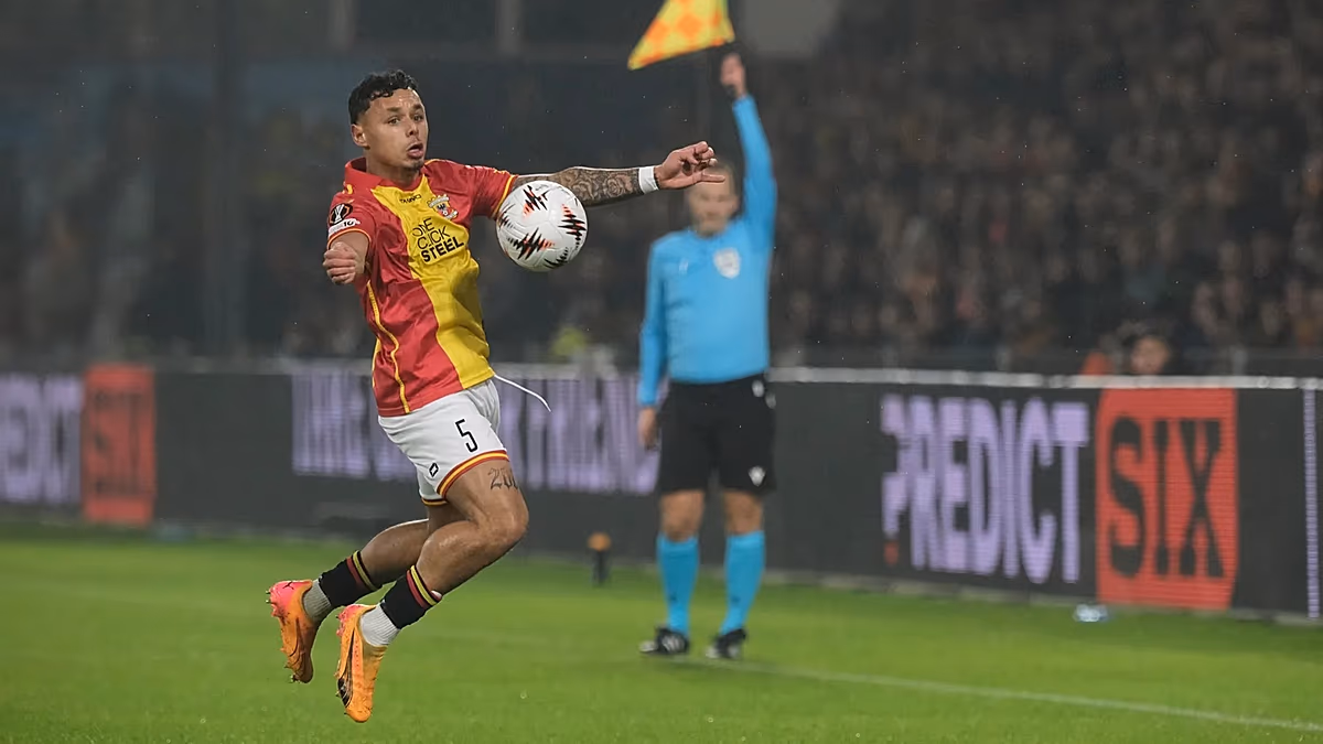 Un différend sur le passeport de la ligue néerlandaise de football pourrait forcer la rediffusion de 133 matches