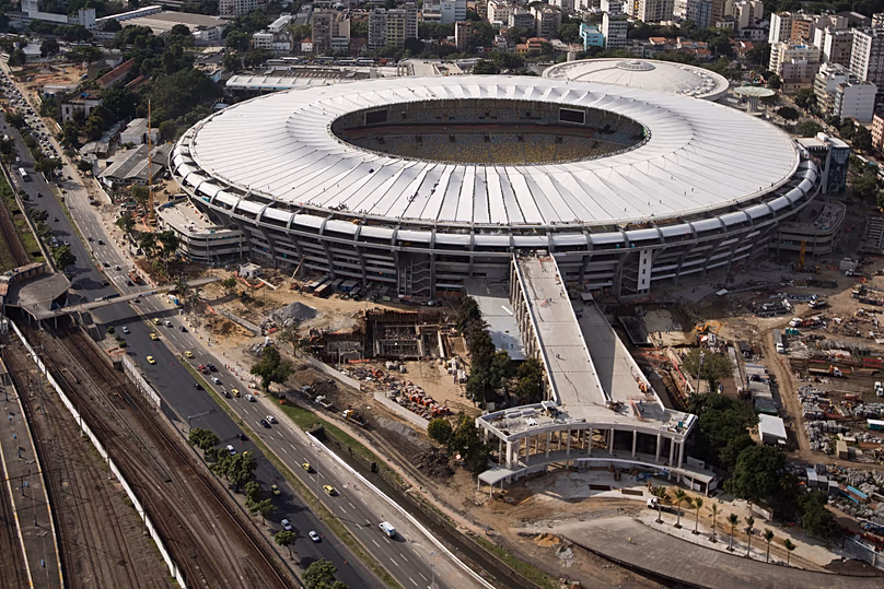 Vue aérienne du stade Maracanã à Rio de Janeiro, Brésil, le 11 avril 2013.