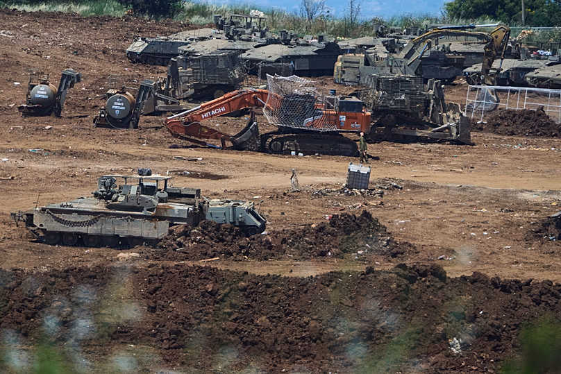 Les troupes israéliennes se rassemblent à la frontière avec le Liban, dans le nord d'Israël, le 2 juin 2026.