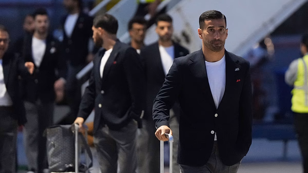 Les problèmes frontaliers liés à la Coupe du monde se poursuivent alors que Cannavaro remet en question la sécurité de l'Ouzbékistan