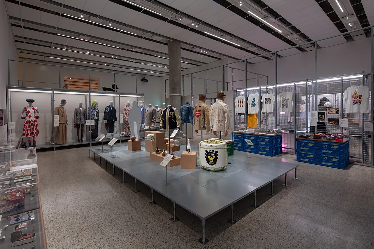 Vue de l'installation - NIGO : From Japan with Love, au Design Museum de Londres