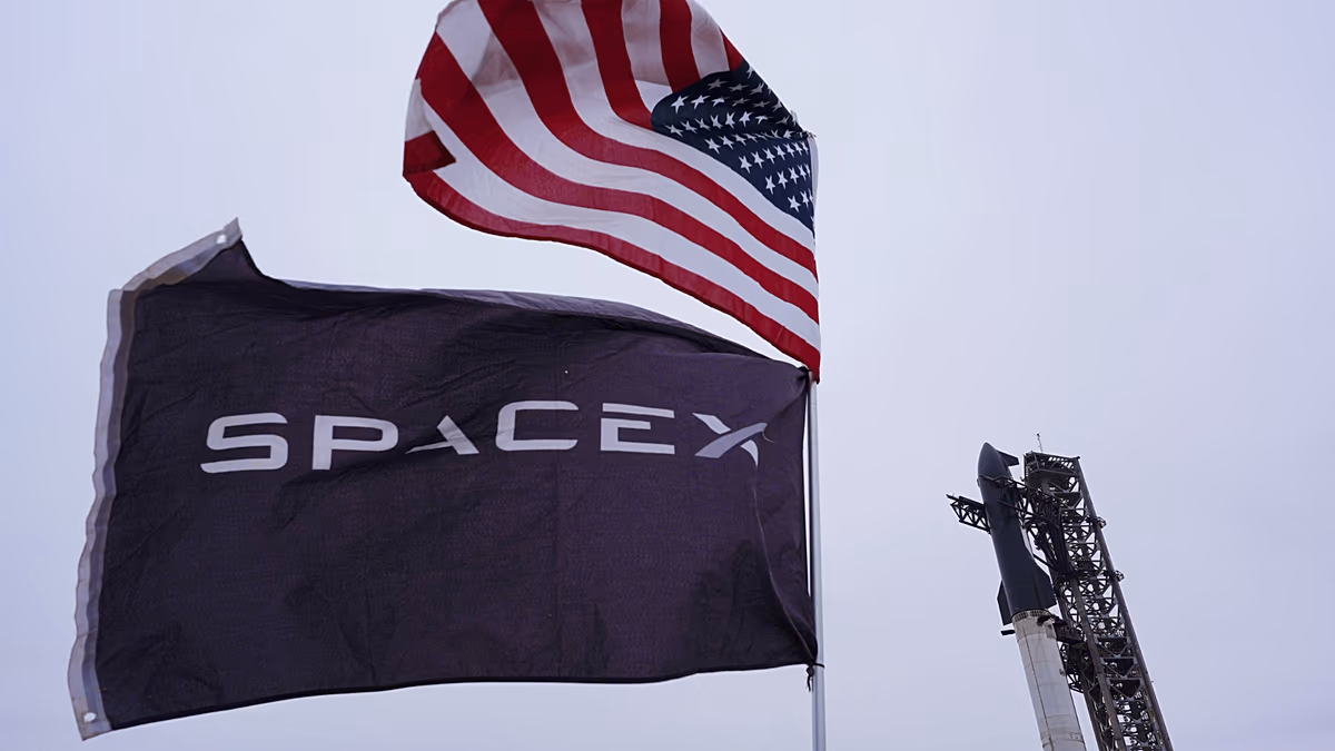 SpaceX fait ses débuts au Nasdaq après la plus grande offre publique de l'histoire