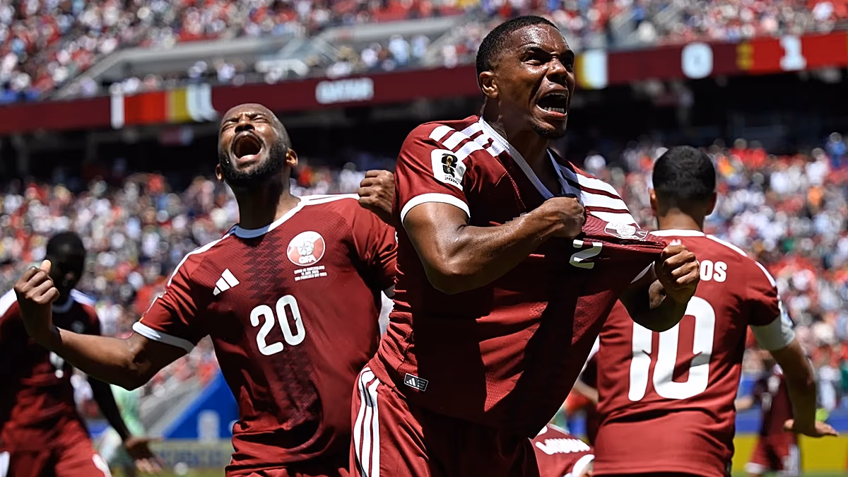 Le Qatar remporte son tout premier point en Coupe du monde grâce à une égalisation spectaculaire dans les arrêts de jeu