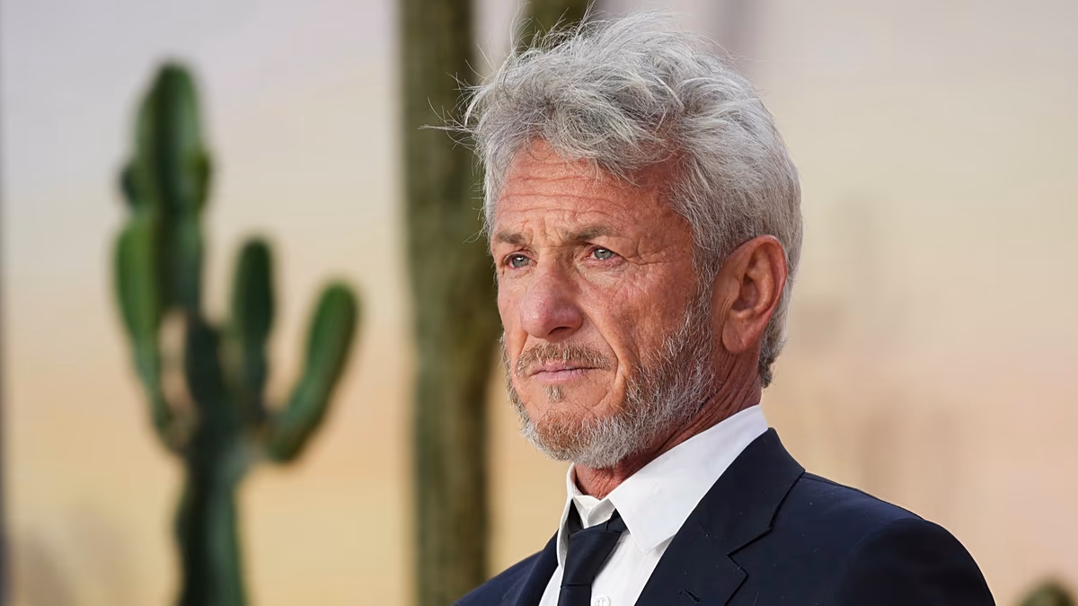 "Une histoire d'amitié inattendue" : Sean Penn dirigera le drame policier sur les émeutes du 6 janvier