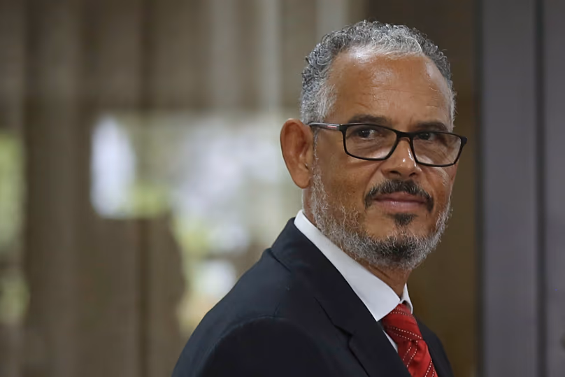 Le Premier ministre haïtien Alix Didier Fils-Aimé assiste à l'inauguration du nouveau cabinet national à Port-au-Prince, le 16 novembre 2024