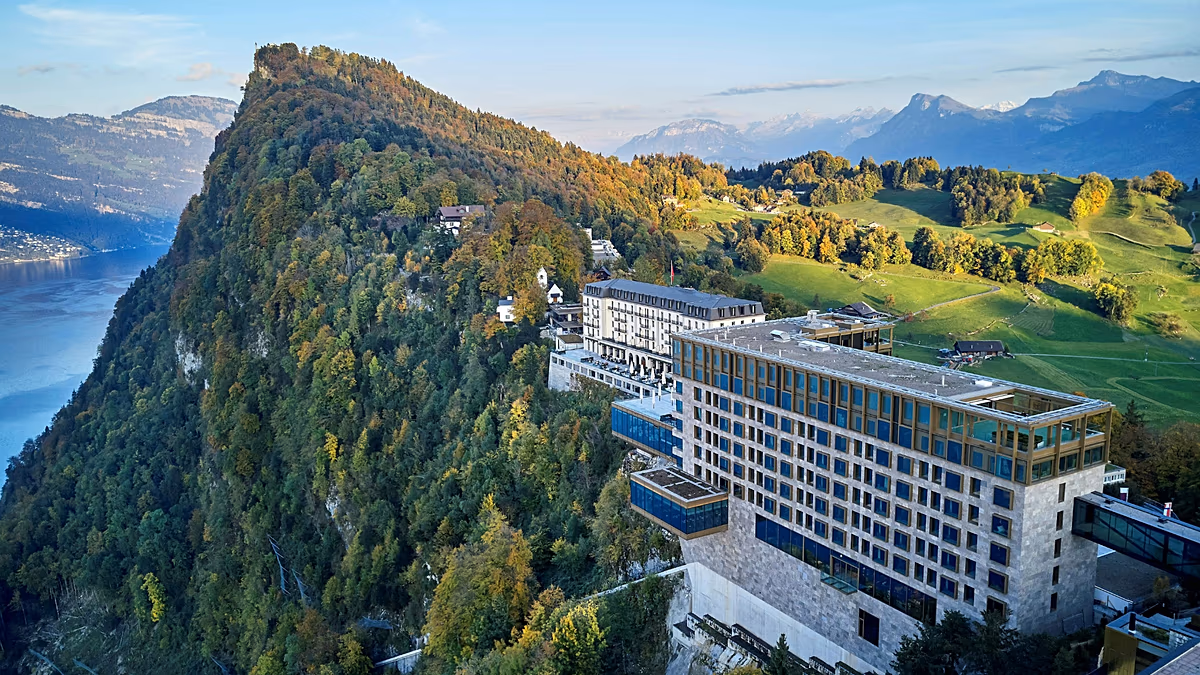 Dans le refuge ultra-luxueux à flanc de montagne suisse où l'Iran et les États-Unis devraient se rencontrer
