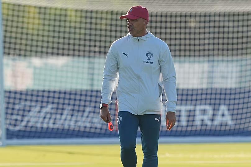 Roberto Martínez supervise une séance d'entraînement à Palm Beach, Floride, juin 2026