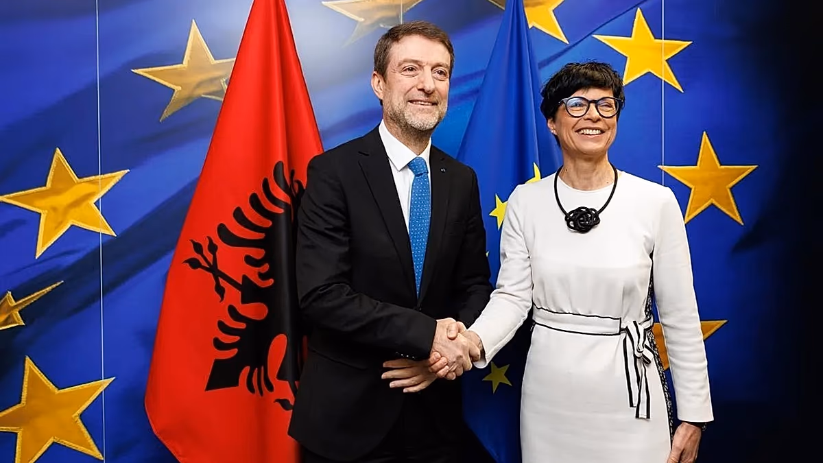 L'Albanie assure à l'UE que son projet touristique lié à Kushner répondra aux normes environnementales
