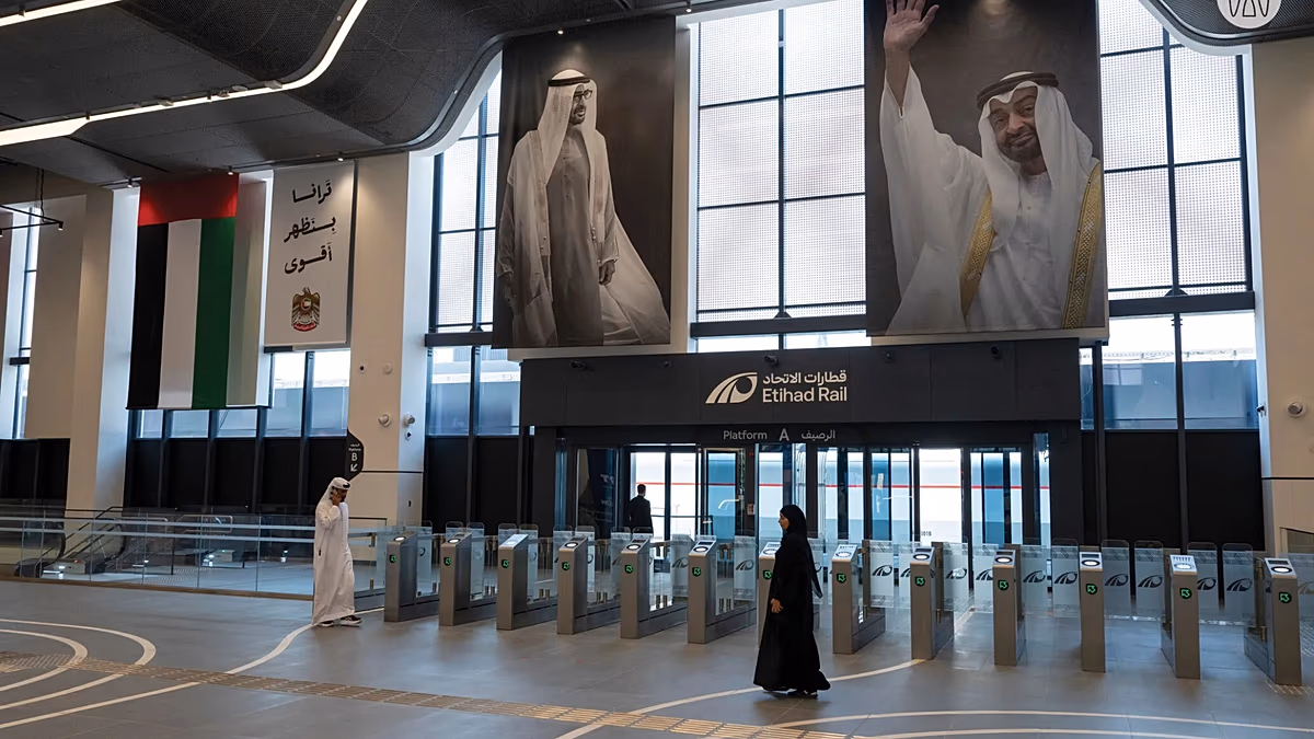 Les trains des Émirats arabes unis reliant Abu Dhabi et Dubaï devraient être lancés en septembre