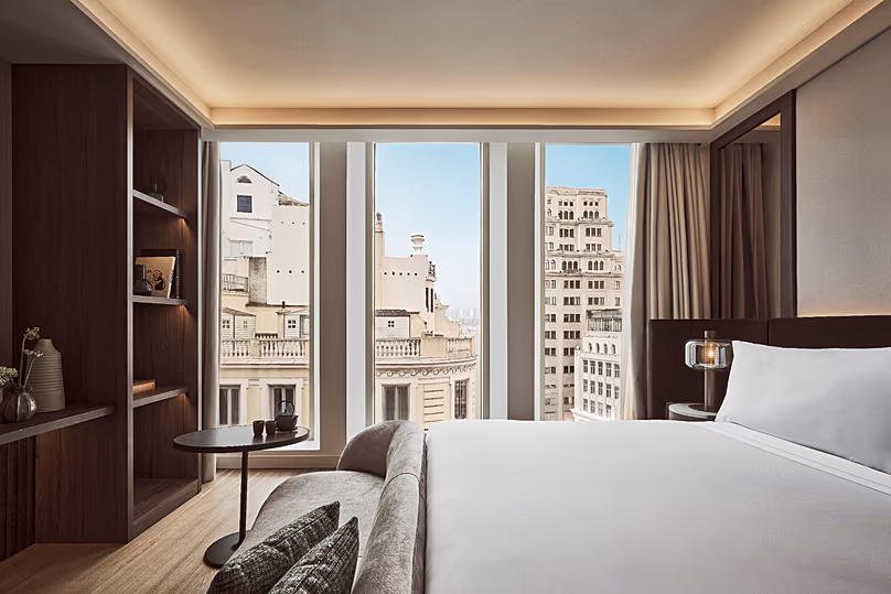 Tous les clients ont droit à un service de restauration en chambre 24 heures sur 24, avec une gamme de plats Nobu parmi lesquels choisir.