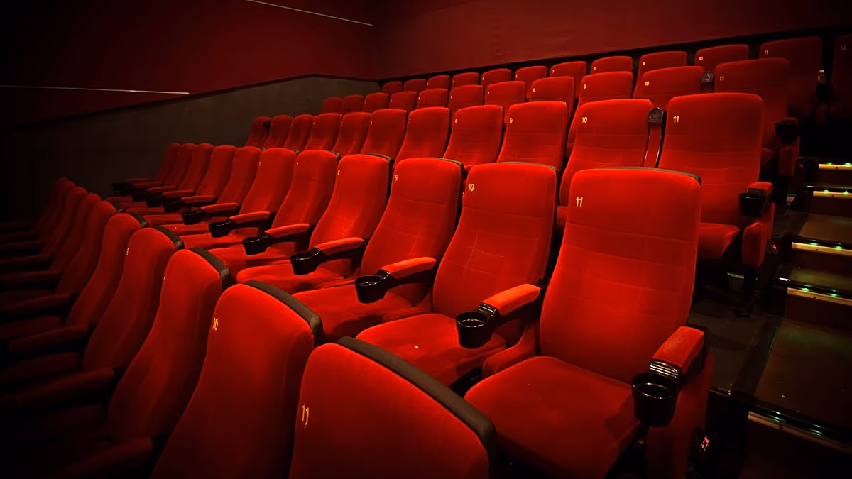 Un quartier parisien lutte contre la canicule grâce à l'initiative « Ciné-clim »