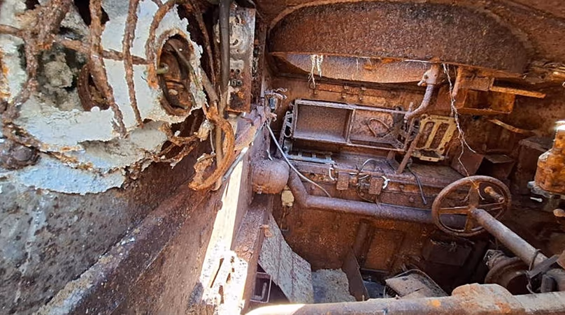 Une vue de l'intérieur du StuG III découvert à Nordholz