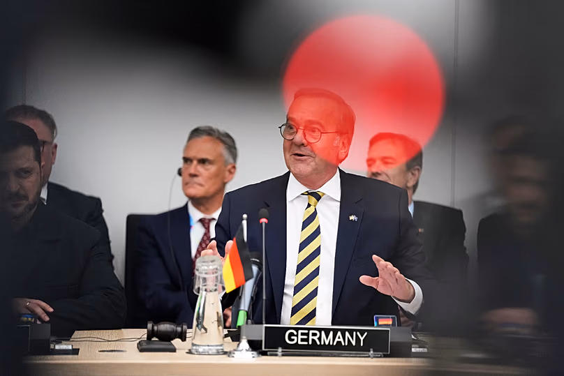 Le ministre allemand de la Défense Boris Pistorius s'exprime lors d'une réunion au siège de l'OTAN à Bruxelles, le 18 juin 2026.