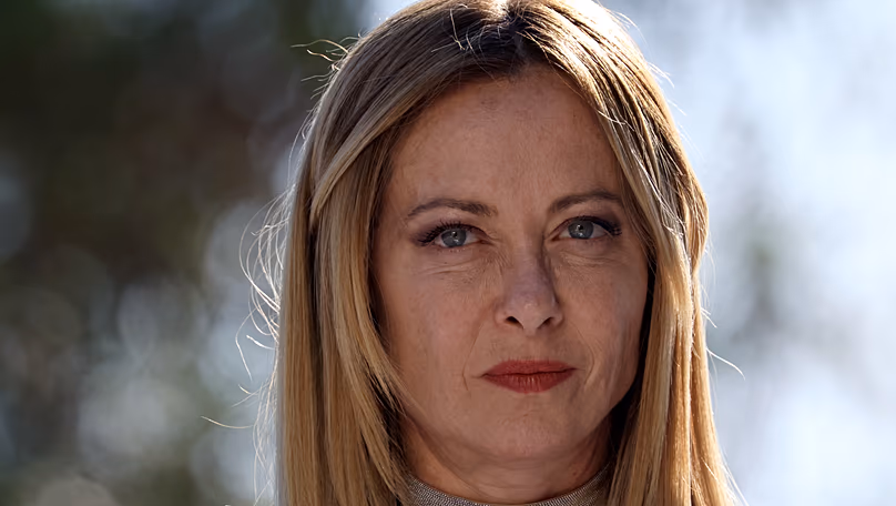 La Première ministre italienne Giorgia Meloni lors d'une conférence de presse à Antibes, le 25 juin 2026.