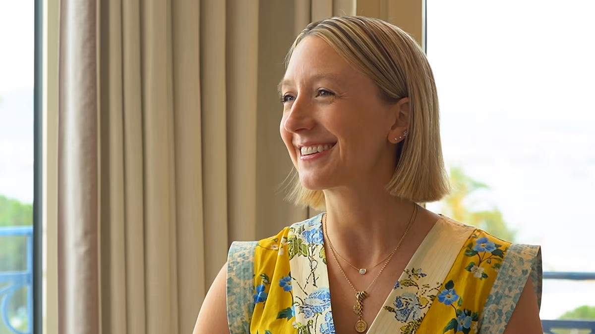 Kelsey Robinson de McKinsey explique pourquoi l'IA crée plus d'anxiété que d'impact en marketing