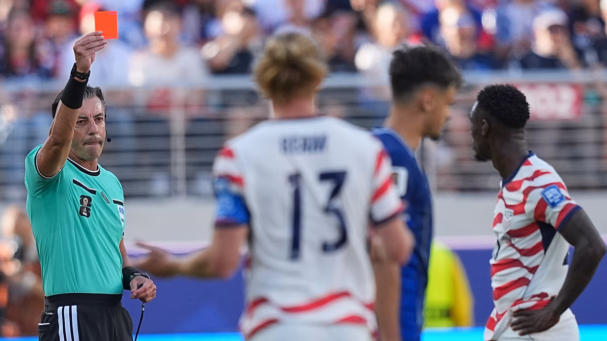 Infantino dit avoir dit à Trump que l'instance disciplinaire de la FIFA était indépendante lors de l'appel concernant Balogun