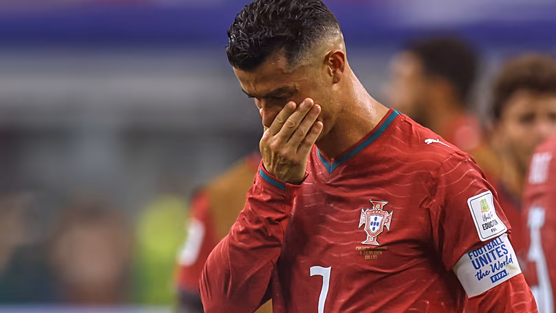 Le Portugais Cristiano Ronaldo (7) réagit après les huitièmes de finale de la Coupe du monde de football entre le Portugal et l'Espagne à Arlington, Texas, près de Dallas, le lundi 6 juillet 2026.