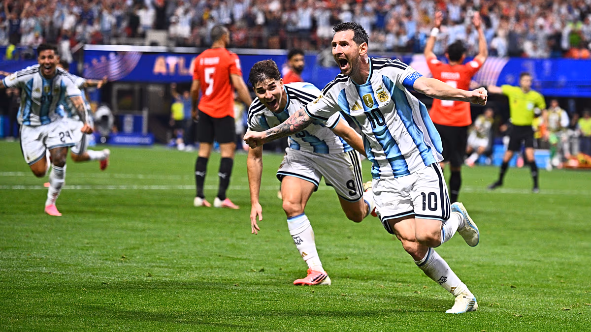 L'Argentine survit à la frayeur majeure de l'Égypte et se qualifie pour les quarts de finale de la Coupe du monde contre la Suisse.